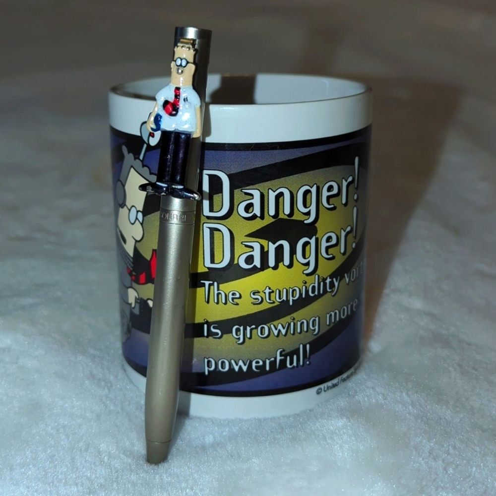 Vintage Dilbert coffee mug & Colibri pen EUC